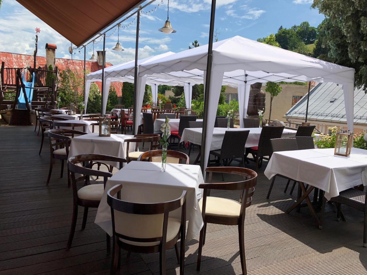 Hotel & Penzion Grand Matej Banská Štiavnica Eksteriør bilde
