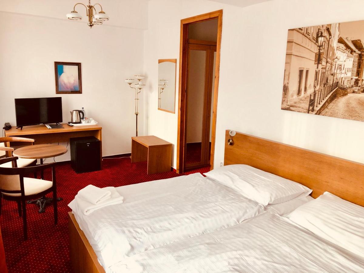 Hotel & Penzion Grand Matej Banská Štiavnica Eksteriør bilde